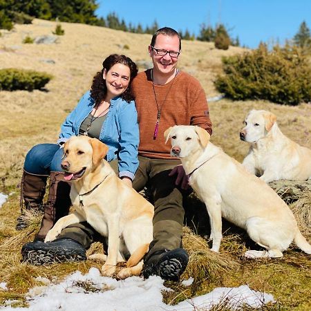 Naturforsthaus Gartenblick Fuer Hunde - Und Naturverbundene Menschen Preitenegg Exterior foto